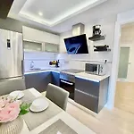 דירה Bollullo Paradise לה אורוטבה