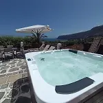 Bollullo Paradise * לה אורוטבה