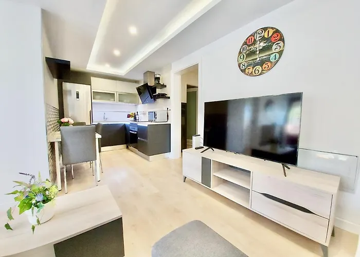 Apartment Bollullo Paradise