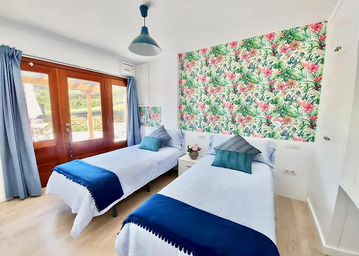 Apartment Bollullo Paradise *